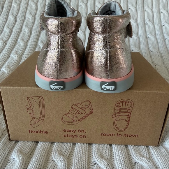 See Kai Run Drew Rose Gold Size 8 Toddler Girls Sneaker Shoes NEW First Walker - Picture 3 of 9